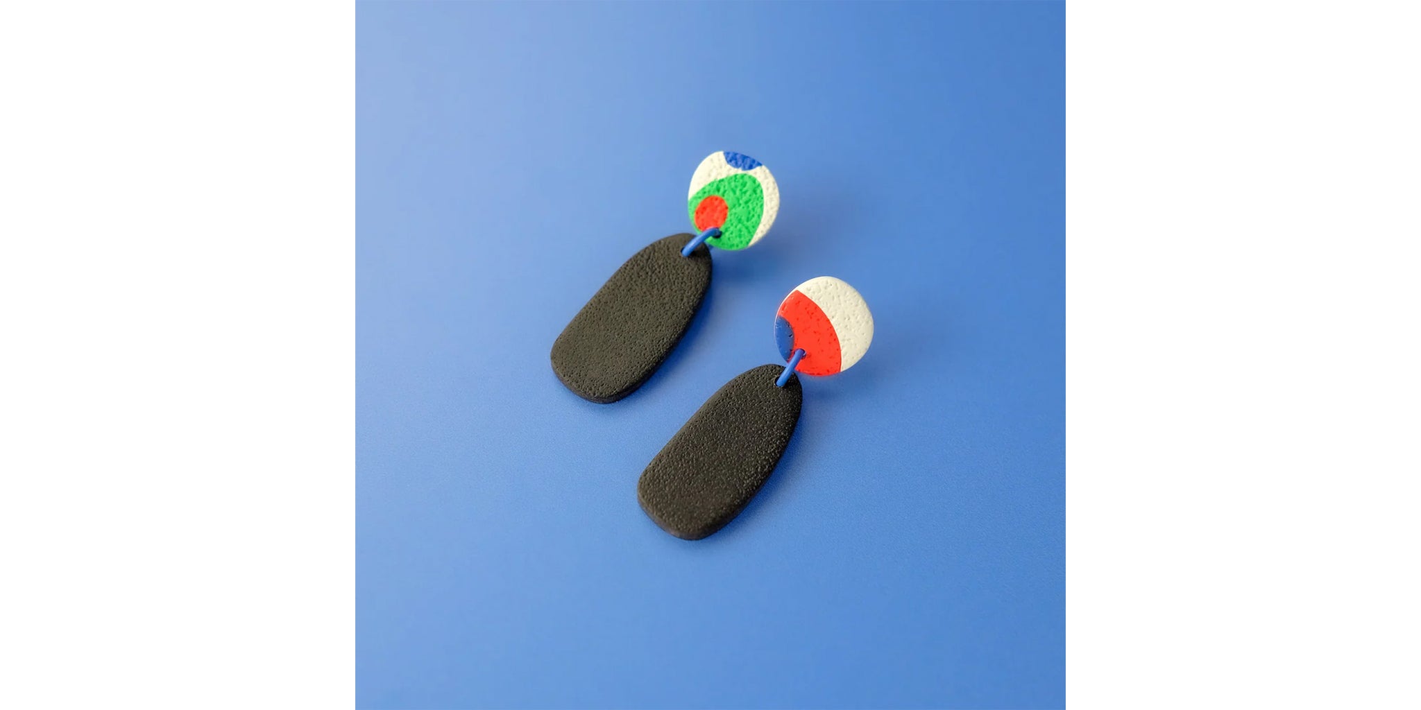 Micro Drop Earrings - black