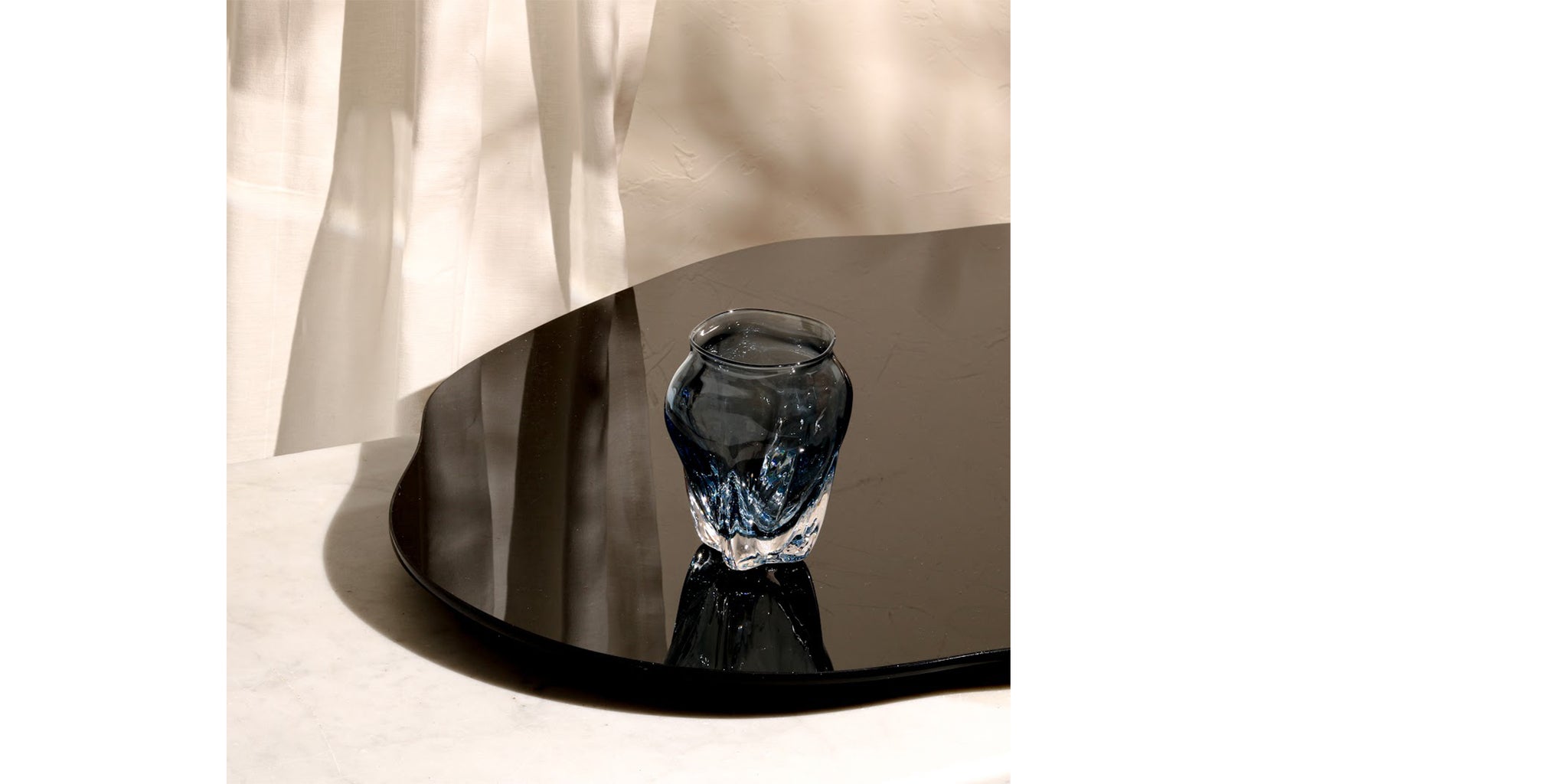 Quatrefoil Stemless Wine Glasses - blue