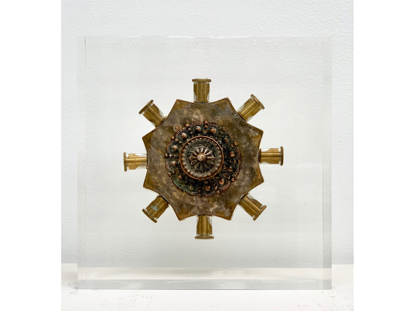 OCTAGONAL SEA CREATURE