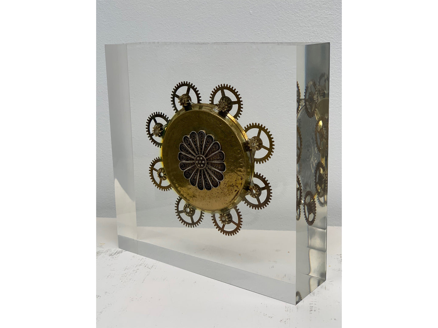 CLOCK PIECE SEA CREATURE