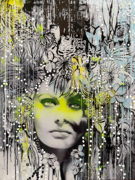 SOPHIA YELLOW LIGHT SCULPTURE