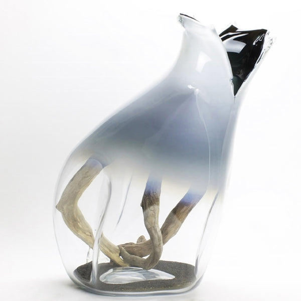 UNTITLED BLACK AND WHITE SCULPTURE