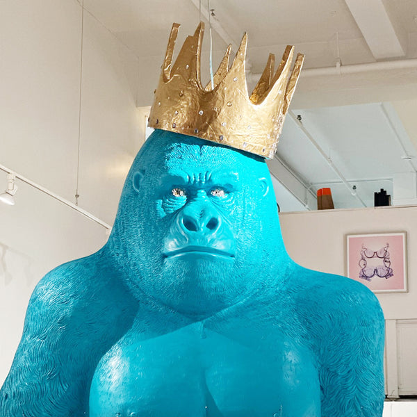 FLOATING KING KONG
