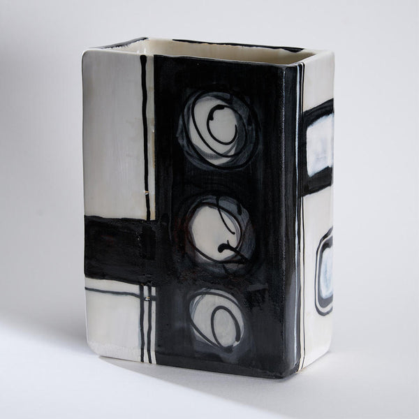 Twirl Vase: One