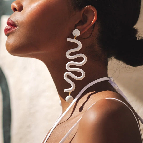 Tube Squiggles Earrings - Spreckled White