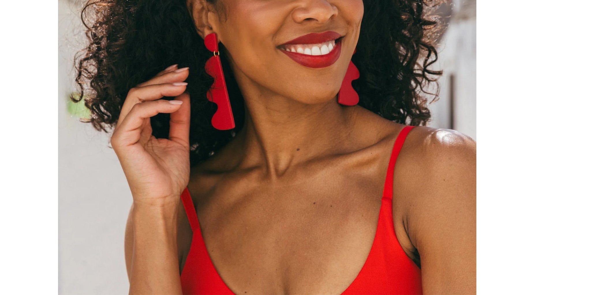 Wiggle Earrings - red
