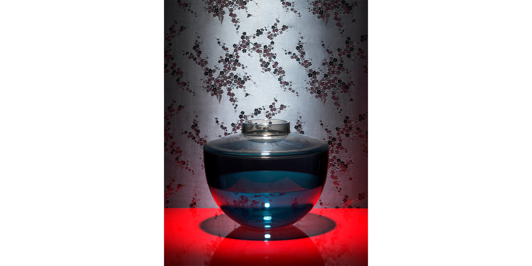 Shibuya Vase - smoky dark smoke petroleum